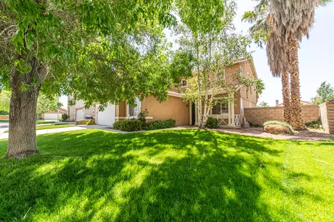 37439 56th St E, Palmdale, CA 93552 photo 2