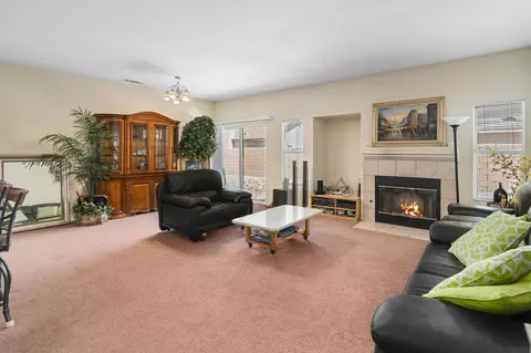 2005 Hart Ct, Lancaster, CA 93536 photo 4