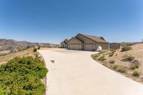 27550 Skyline Dr, Tehachapi, CA 93561 photo 14