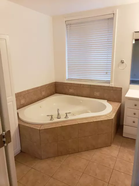 20016 Springhill Ave, Tehachapi, CA 93561 photo 22