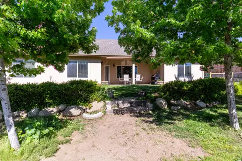 18061 Bowie St, Tehachapi, CA 93561 photo 29