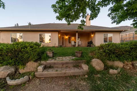18061 Bowie St, Tehachapi, CA 93561 photo 35