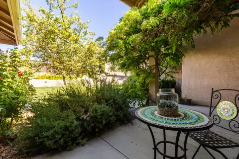 18061 Bowie St, Tehachapi, CA 93561 photo 9