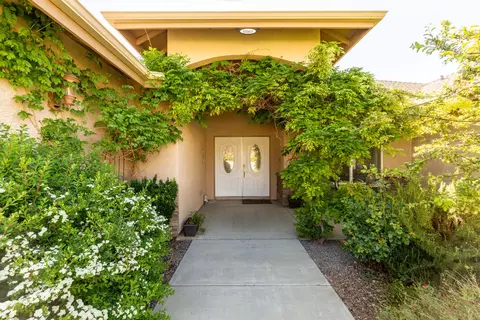18061 Bowie St, Tehachapi, CA 93561 photo 5