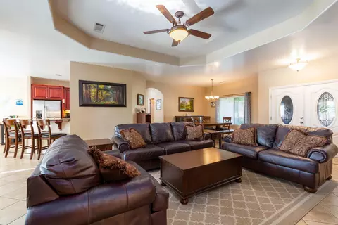 18061 Bowie St, Tehachapi, CA 93561 photo 11
