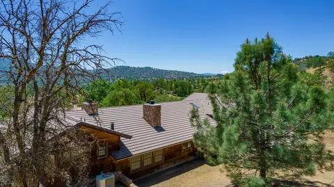 19250 Longhorn Ln, Tehachapi, CA 93561 photo 5
