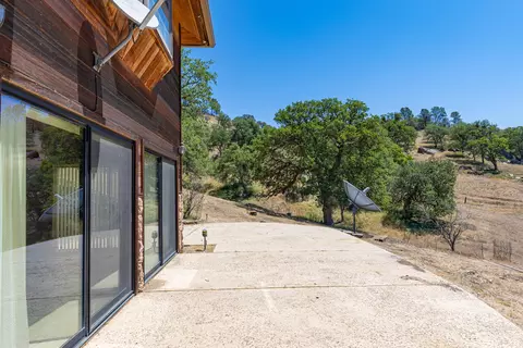 19250 Longhorn Ln, Tehachapi, CA 93561 photo 6