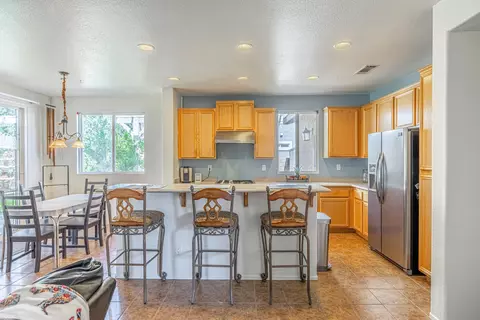 2811 Chantel Ln, Palmdale, CA 93551 photo 4