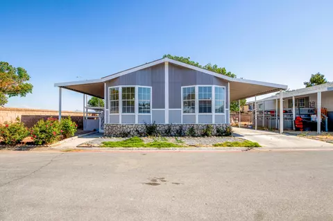 45111 25th St E #45, Lancaster, CA 93535 photo 2
