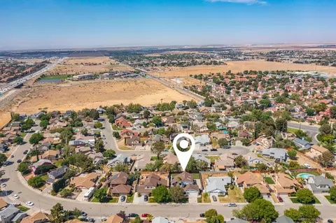 149 Mountainside Dr, Palmdale, CA 93550 photo 38