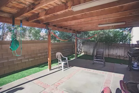 1909 Avenue R6 E, Palmdale, CA 93550 photo 12