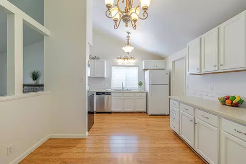442 Avenue J3 E, Lancaster, CA 93535 photo 4
