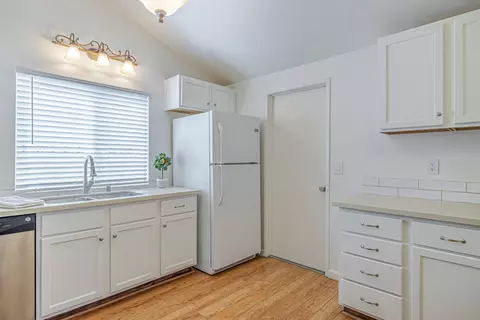 442 Avenue J3 E, Lancaster, CA 93535 photo 17