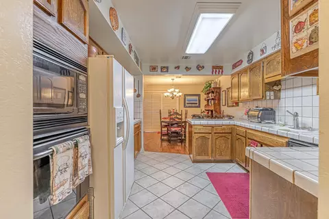 149 Eagle Ln, Palmdale, CA 93551 photo 13