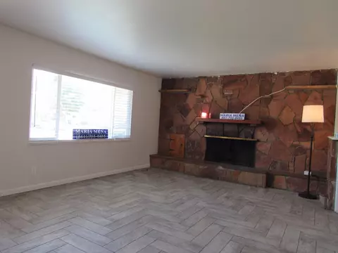 333 Langhorn St, Lancaster, CA 93535 photo 8