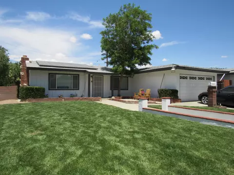 333 Langhorn St, Lancaster, CA 93535 photo 1