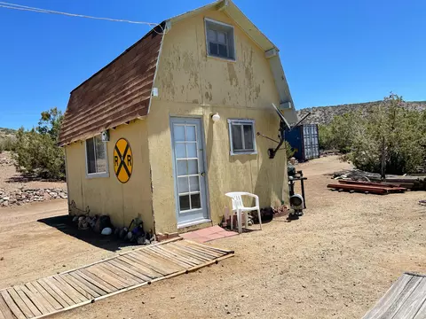 24804 Equestrian Dr, Tehachapi, CA 93561 photo 11