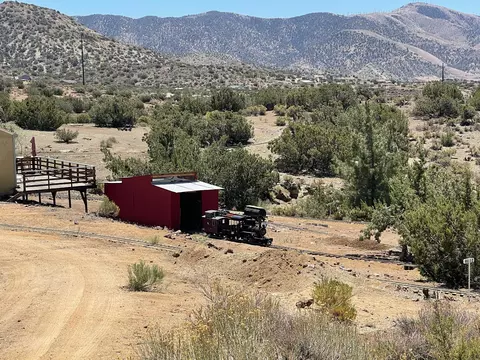 24804 Equestrian Dr, Tehachapi, CA 93561 photo 12