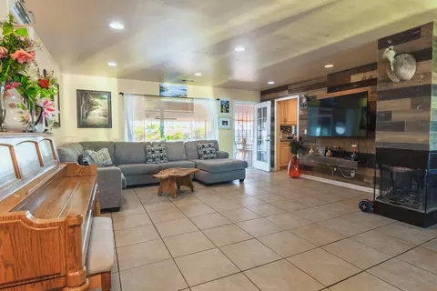 18608 W Avenue E4, Lancaster, CA 93536 photo 18