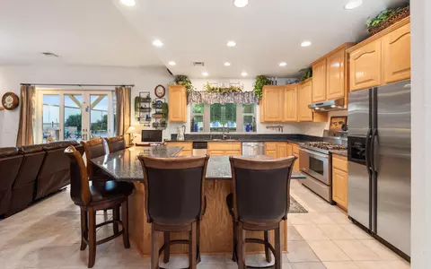 43831 40th St E, Lancaster, CA 93535 photo 31
