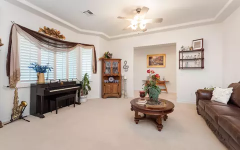 43831 40th St E, Lancaster, CA 93535 photo 24