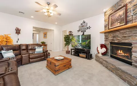 43831 40th St E, Lancaster, CA 93535 photo 27