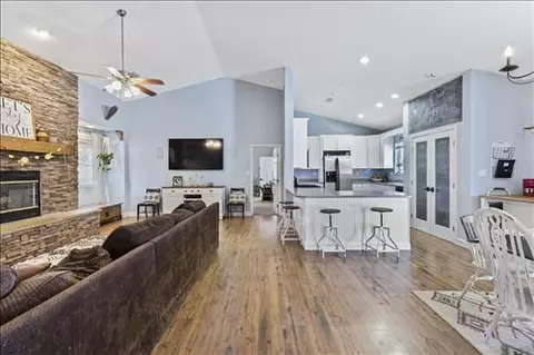 17161 Bold Venture Dr, Tehachapi, CA 93561 photo 6