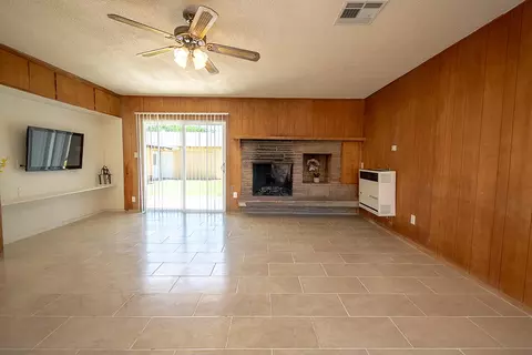 44434 Elm Ave, Lancaster, CA 93534 photo 17