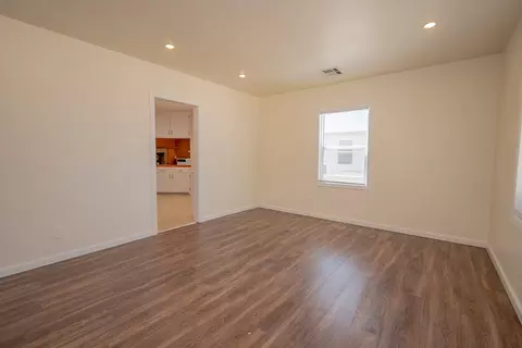 44434 Elm Ave, Lancaster, CA 93534 photo 5