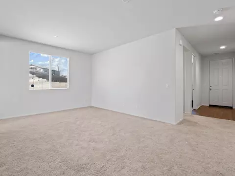 37820 67th St E, Palmdale, CA 93552 photo 4