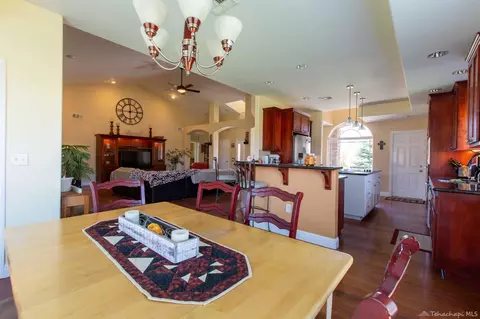 20155 Tamarac Dr, Tehachapi, CA 93561 photo 15