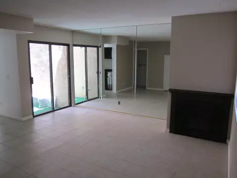 44200 Kingtree Ave UNIT 14, Lancaster, CA 93534 photo 8