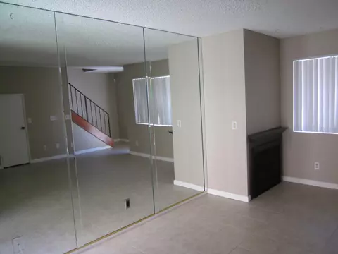 44200 Kingtree Ave UNIT 14, Lancaster, CA 93534 photo 9