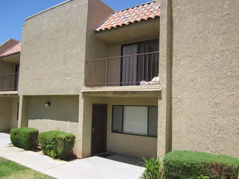 44200 Kingtree Ave UNIT 14, Lancaster, CA 93534 photo 3