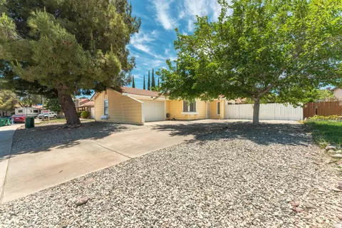 4630 Table Mountain Rd, Palmdale, CA 93552 photo 2