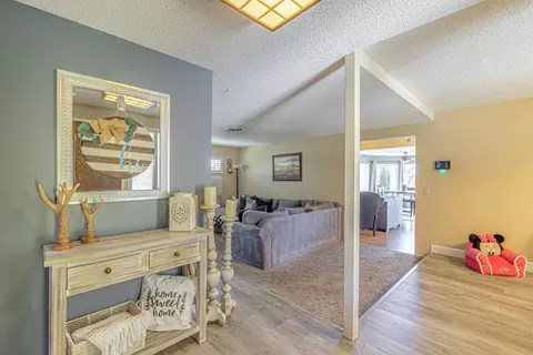 2543 Dallin St, Lancaster, CA 93536 photo 5