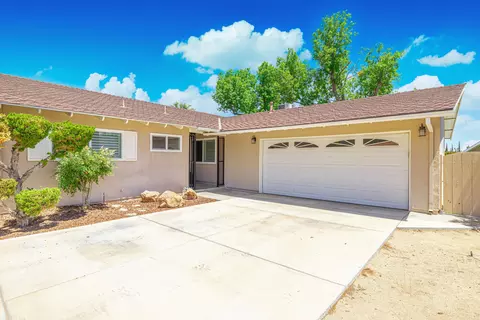 2543 Dallin St, Lancaster, CA 93536 photo 3