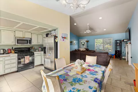 43827 Lively Ave, Lancaster, CA 93536 photo 12
