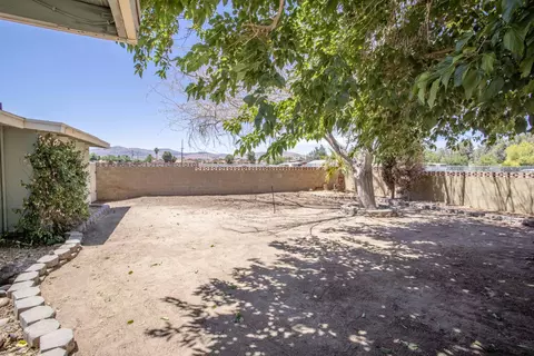 37247 35th St E, Palmdale, CA 93550 photo 26