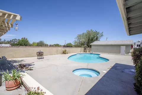 37247 35th St E, Palmdale, CA 93550 photo 22