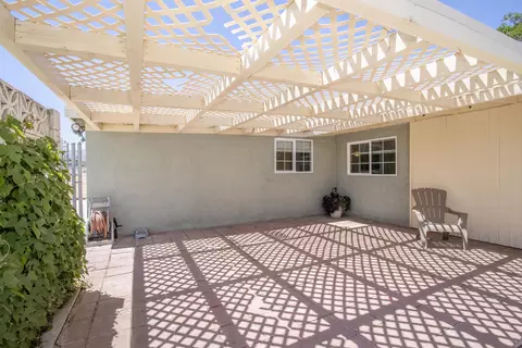 37247 35th St E, Palmdale, CA 93550 photo 28