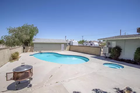 37247 35th St E, Palmdale, CA 93550 photo 25
