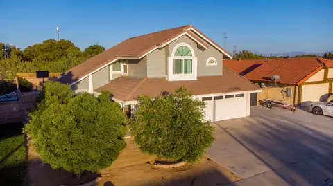 43518 Yew St, Lancaster, CA 93536 photo 5