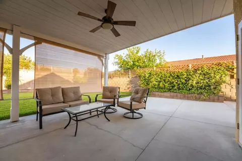 43518 Yew St, Lancaster, CA 93536 photo 31