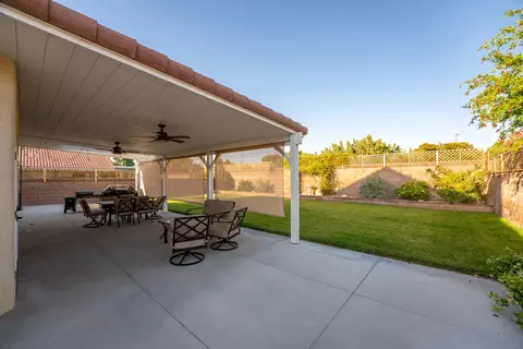 43518 Yew St, Lancaster, CA 93536 photo 29