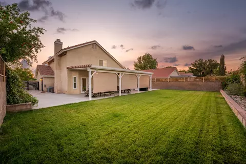 43518 Yew St, Lancaster, CA 93536 photo 25