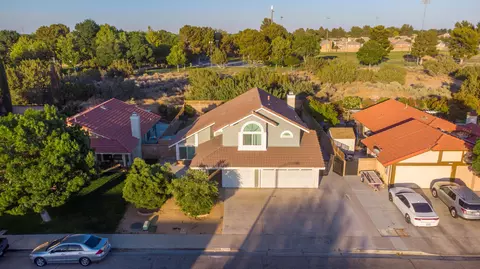 43518 Yew St, Lancaster, CA 93536 photo 7