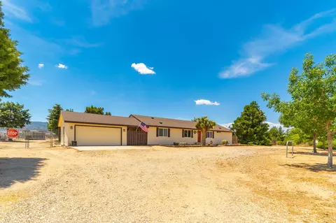 25418 Abacus Ave, Lancaster, CA 93536 photo 3