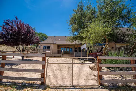 29151 Peregrine Pl, Tehachapi, CA 93561 photo 9