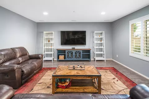 43240 Melody Ln, Lancaster, CA 93535 photo 6